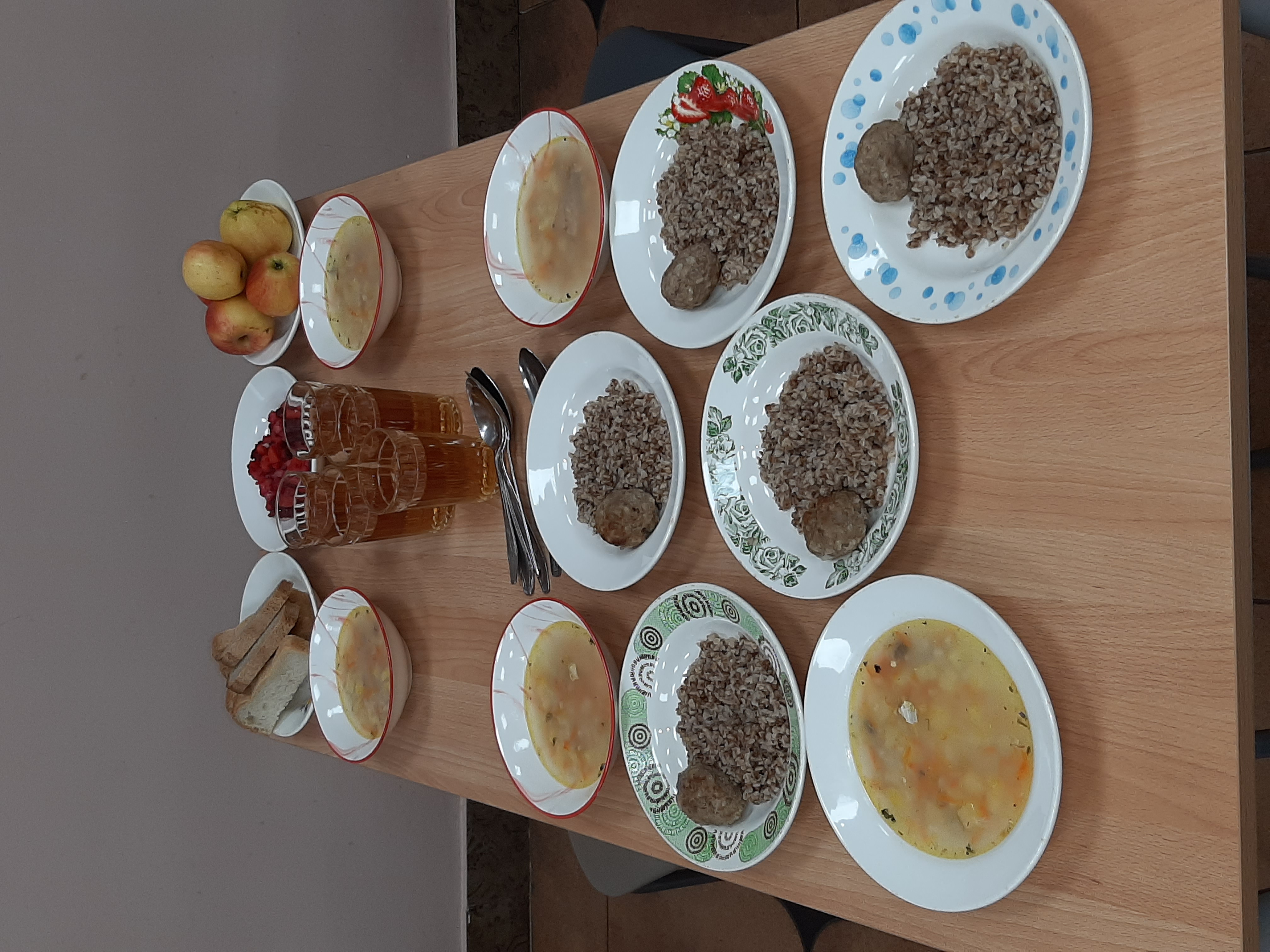 Меню и фото блюд.