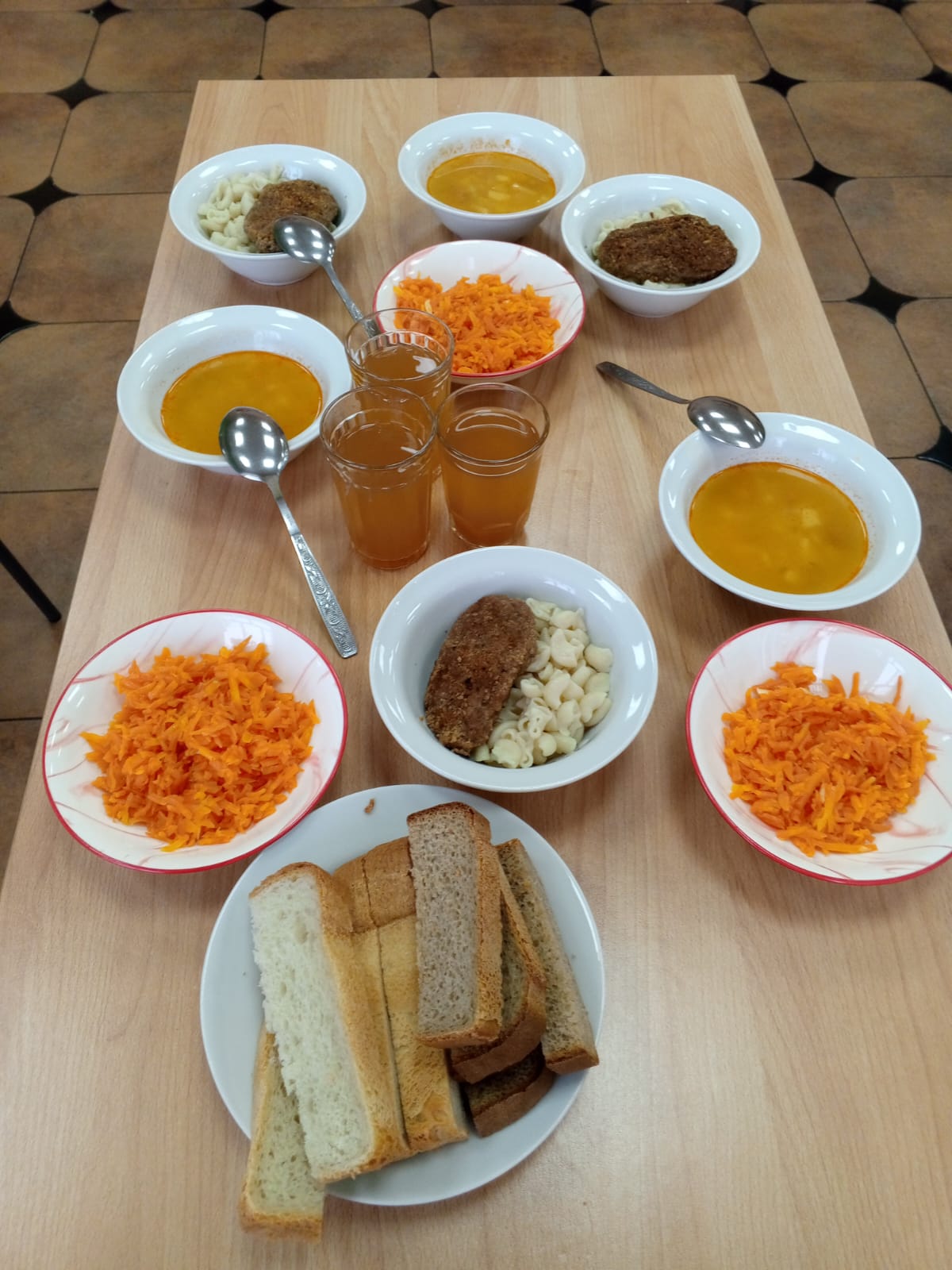 Меню и фото блюд.